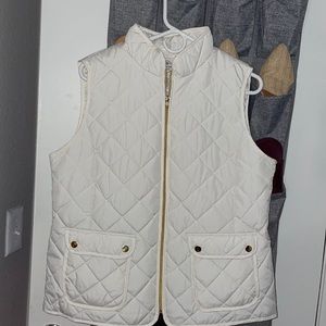 NEW St. john’s Bay puffer vest
